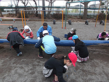 2015年3月3日　小田原市立千代小学校　門扉・遊具・サッカーゴール塗装写真３
